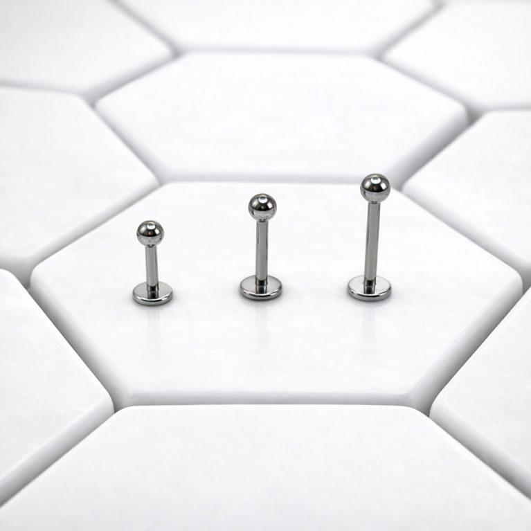 1.2mm Labret with Ball Attachment (Various Lengths)
