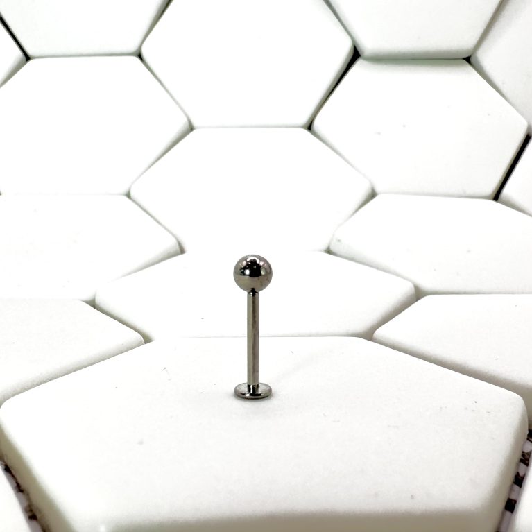Labret 1.2, Internal Thread, 4mm ball, Titanium ASTM F-136, Implant Grade