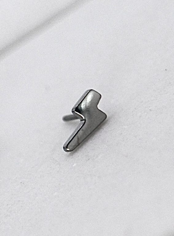 Lightning bolt attachment Threadless/Push-In