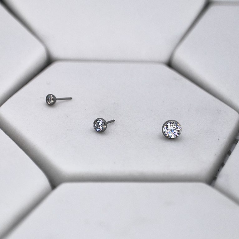 White Cubic Zirconia Attachment threadless/push-in fit (no stem) fits 1.2mm TL bar